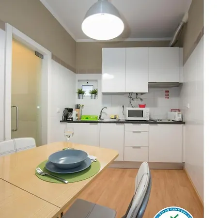 Portugal Here I - Alfama-castelo Lisboa